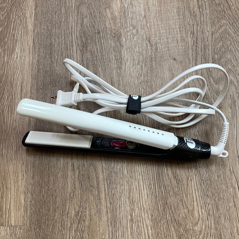 T3 1” Micro 73500 flat iron .